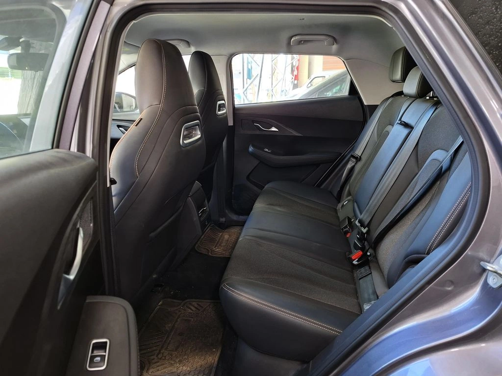 Omoda C5 1.5 Urban 4x2 Cvt At 5p año 2025