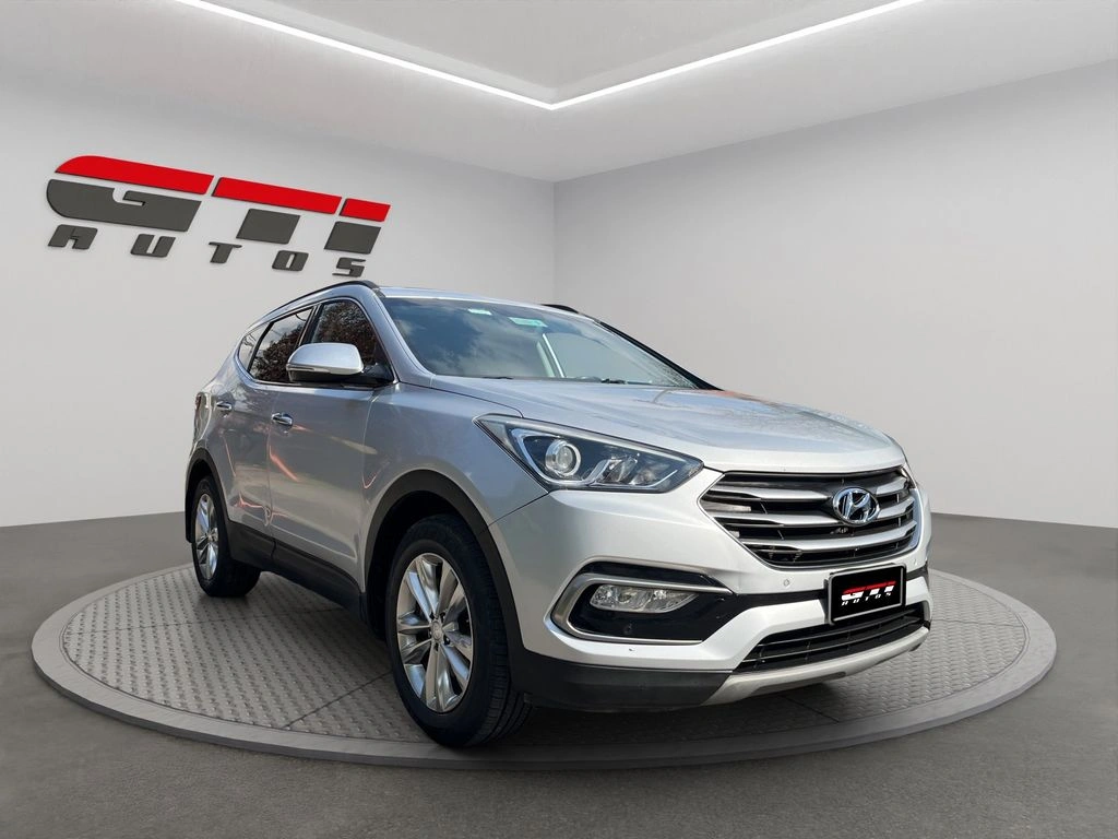 Hyundai Santa Fe 2.2 Gls Crdi Diesel 4wd Dm At 5p año 2018