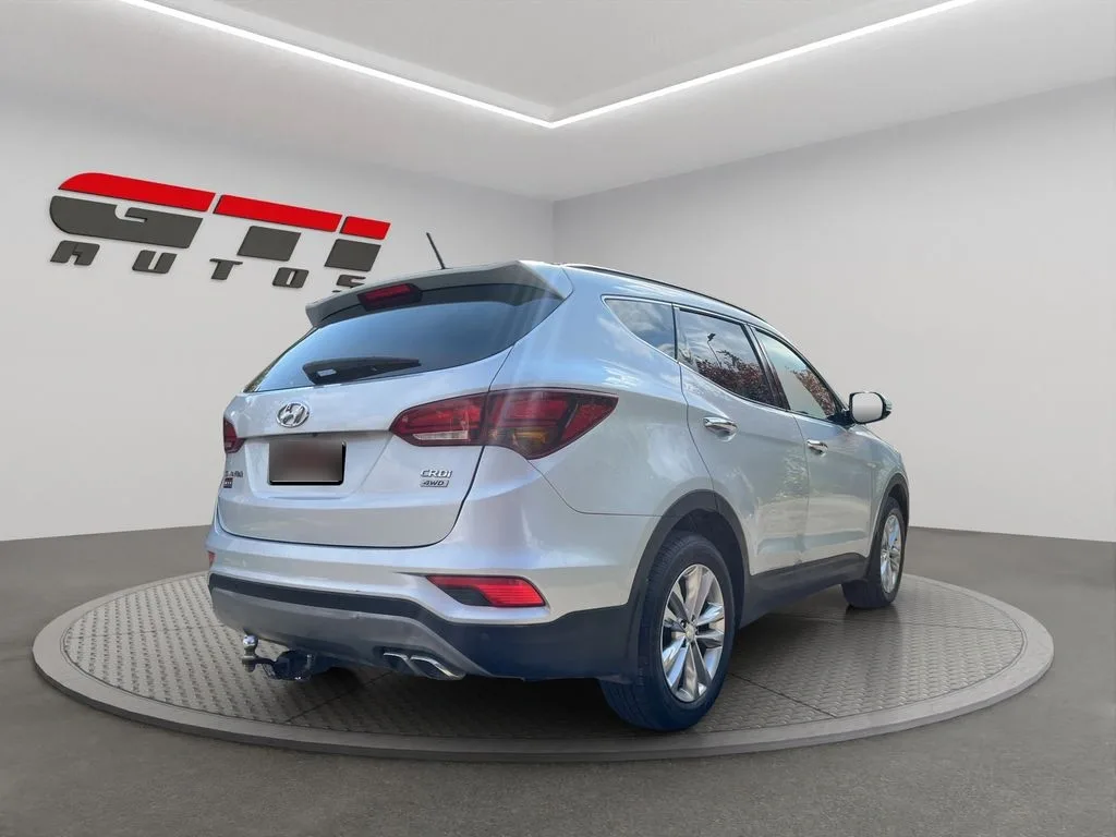 Hyundai Santa Fe 2.2 Gls Crdi Diesel 4wd Dm At 5p año 2018
