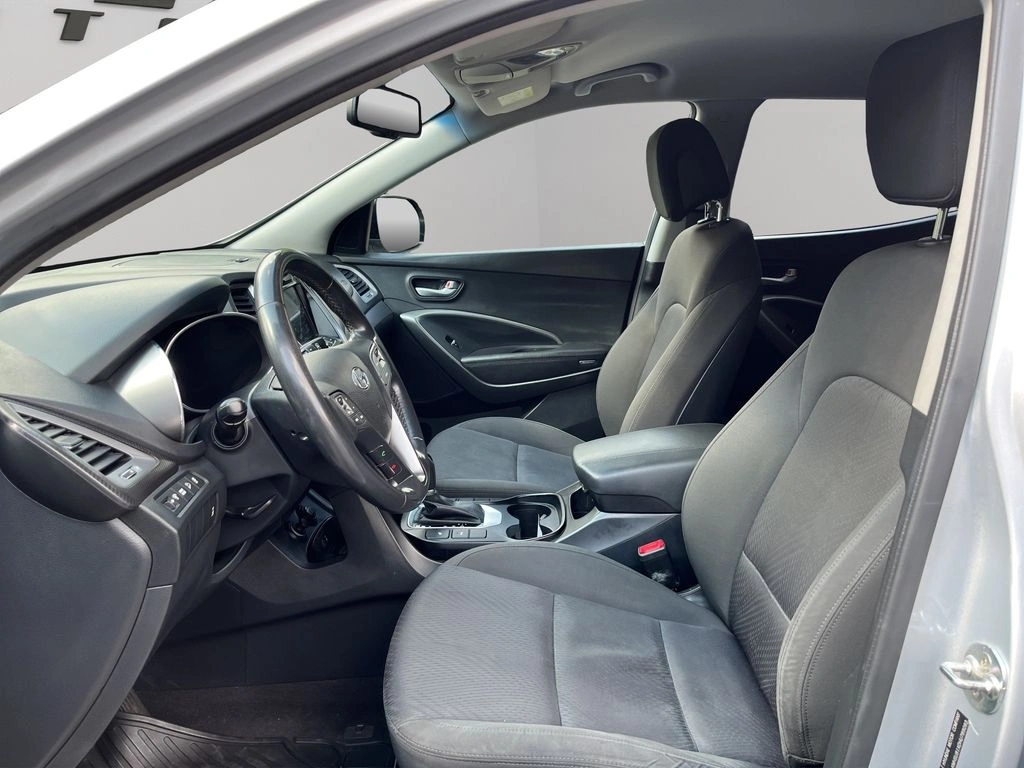 Hyundai Santa Fe 2.2 Gls Crdi Diesel 4wd Dm At 5p año 2018
