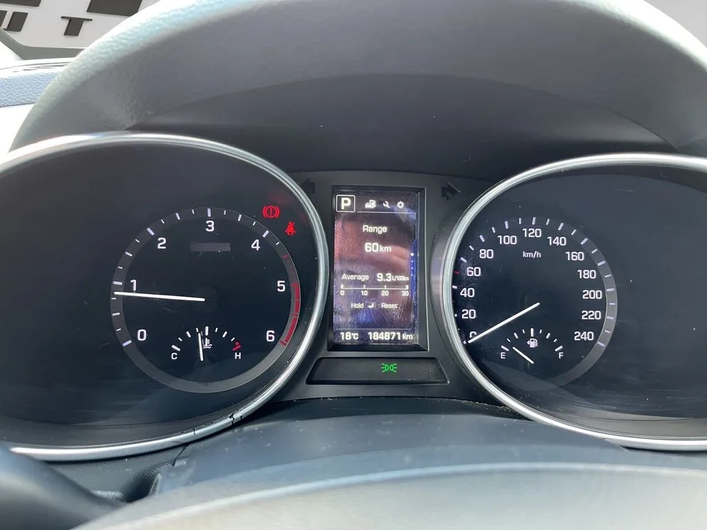 Hyundai Santa Fe 2.2 Gls Crdi Diesel 4wd Dm At 5p año 2018