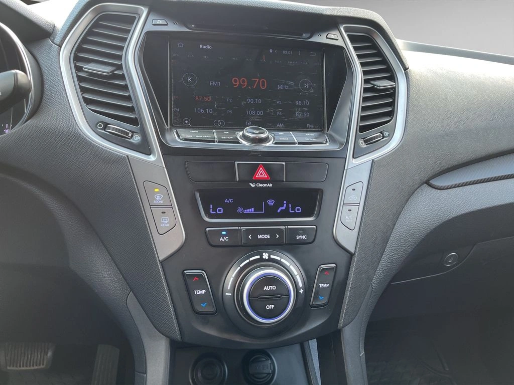 Hyundai Santa Fe 2.2 Gls Crdi Diesel 4wd Dm At 5p año 2018