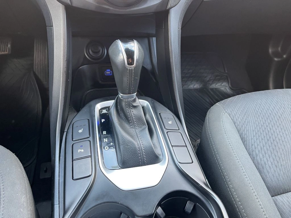 Hyundai Santa Fe 2.2 Gls Crdi Diesel 4wd Dm At 5p año 2018