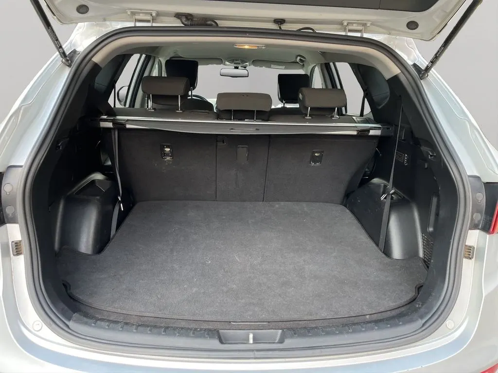 Hyundai Santa Fe 2.2 Gls Crdi Diesel 4wd Dm At 5p año 2018