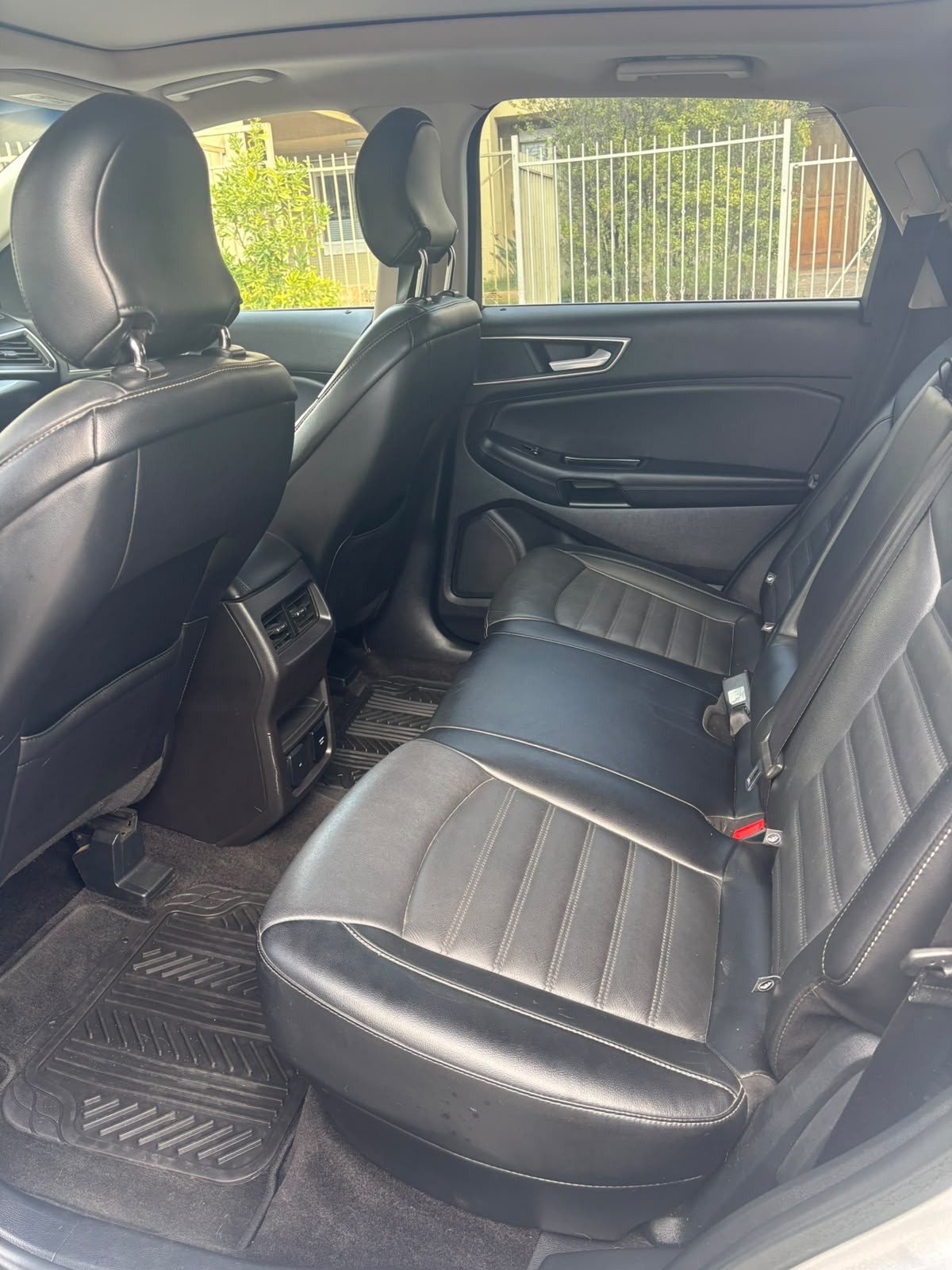 FORD EDGE 3.5 Titanium At año 2018