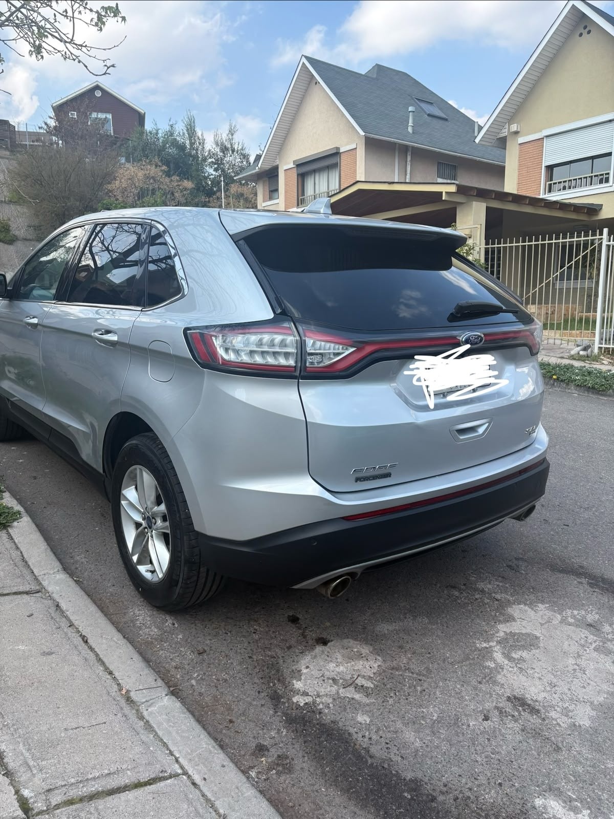 FORD EDGE 3.5 Titanium At año 2018