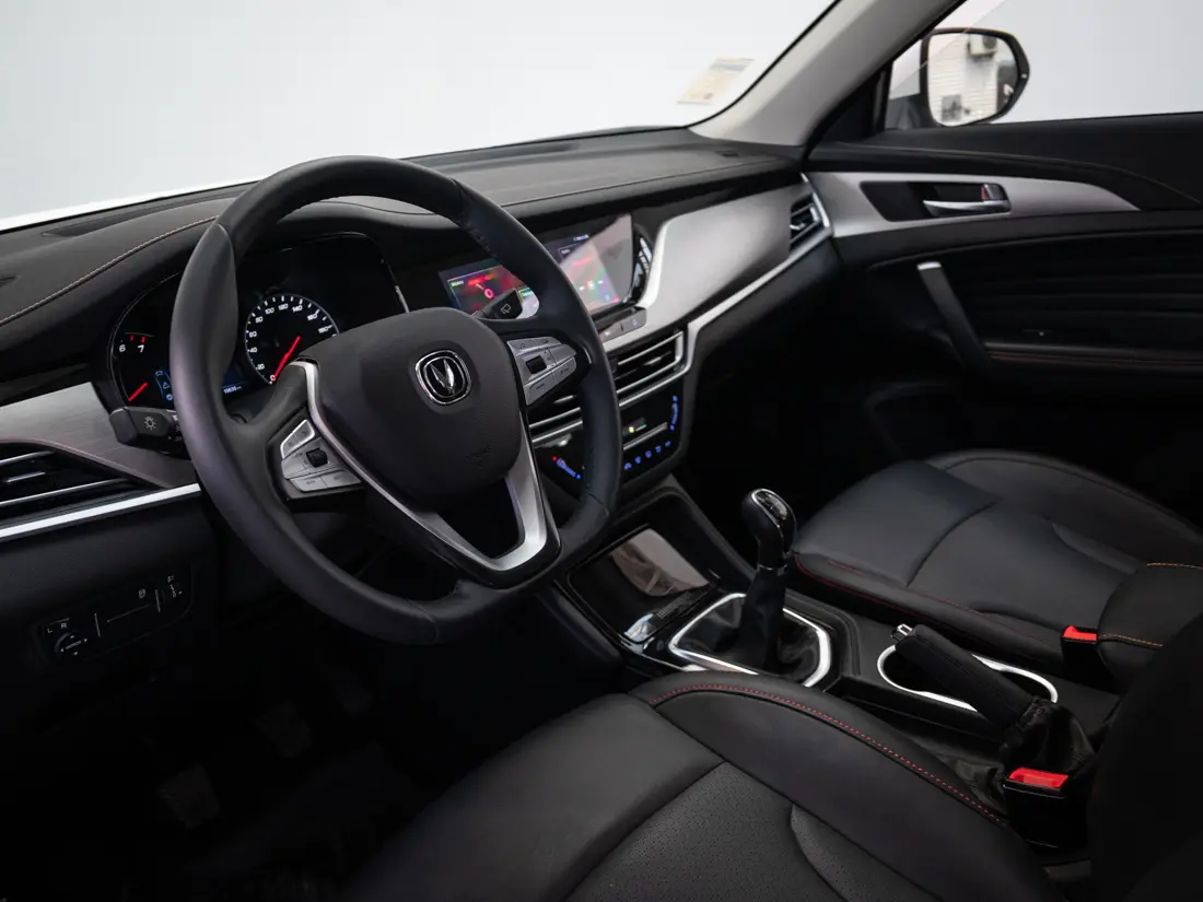 Geely Coolray 1.5 Exclusive 7dct At año 2024