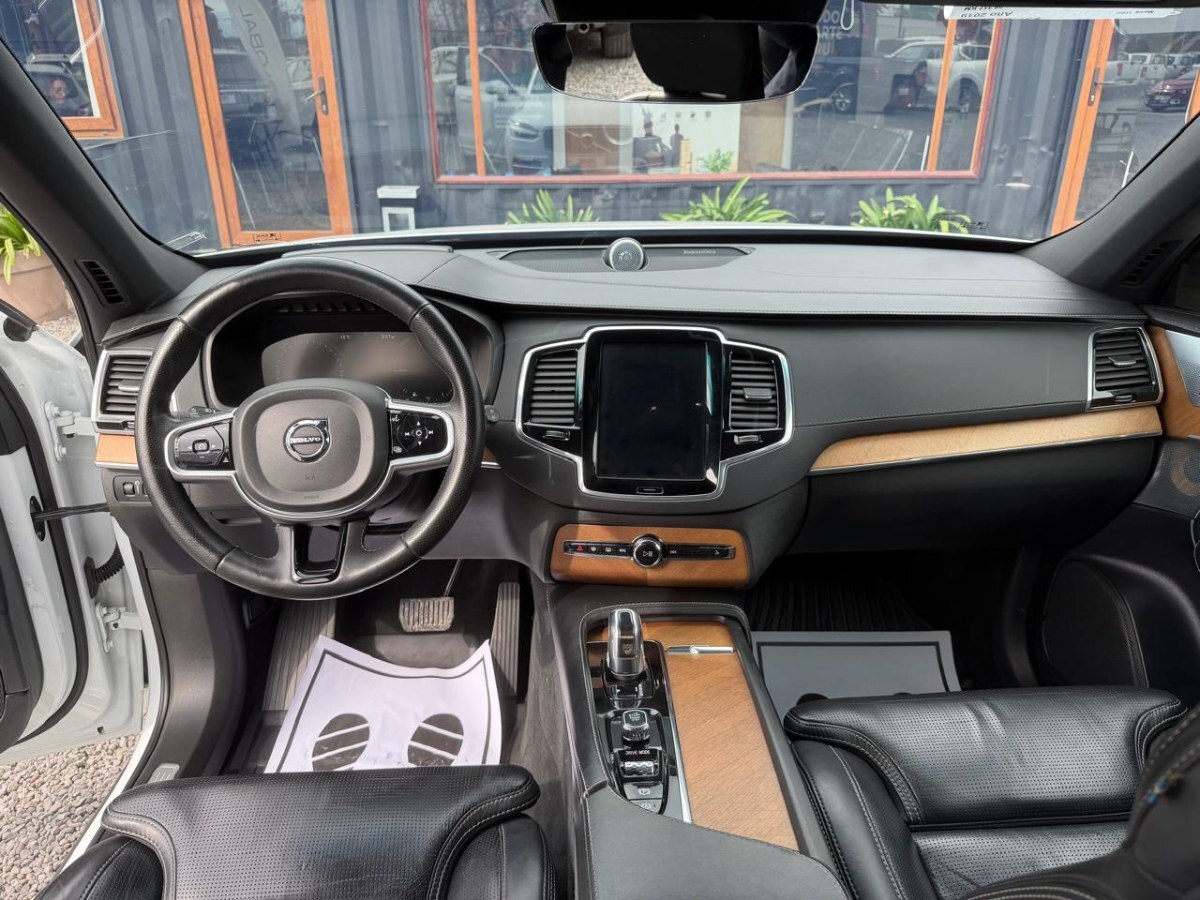 Volvo Xc90 T8 2.0 Aut Hibrido 4x4 año 2019