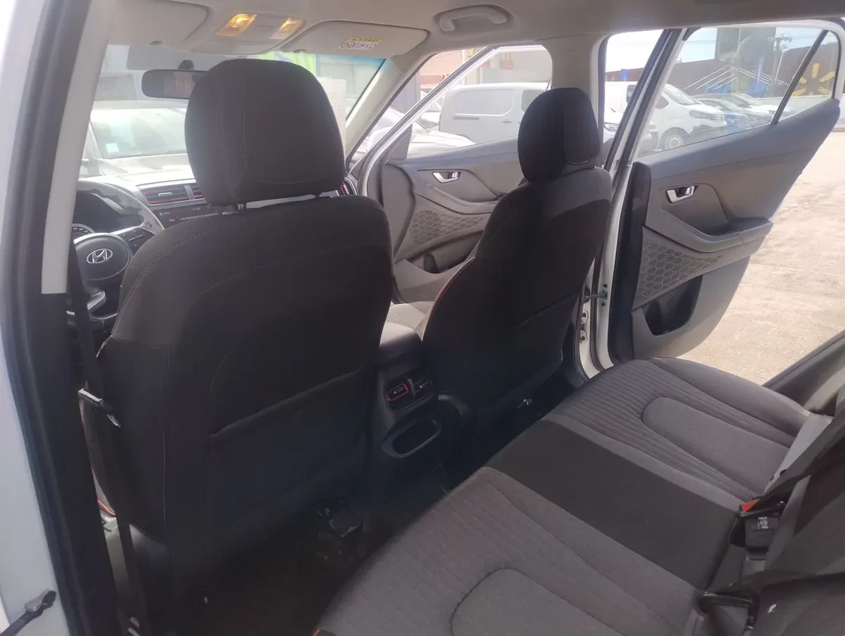 Hyundai Creta 1.5 Value Su2i 4x2 Cvt At 5p año 2023