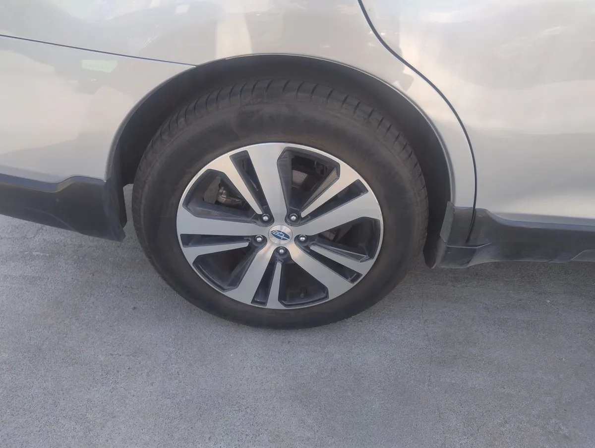 Subaru Outback 2.0 Diesel Limited Awd Cvt At 5p año 2019