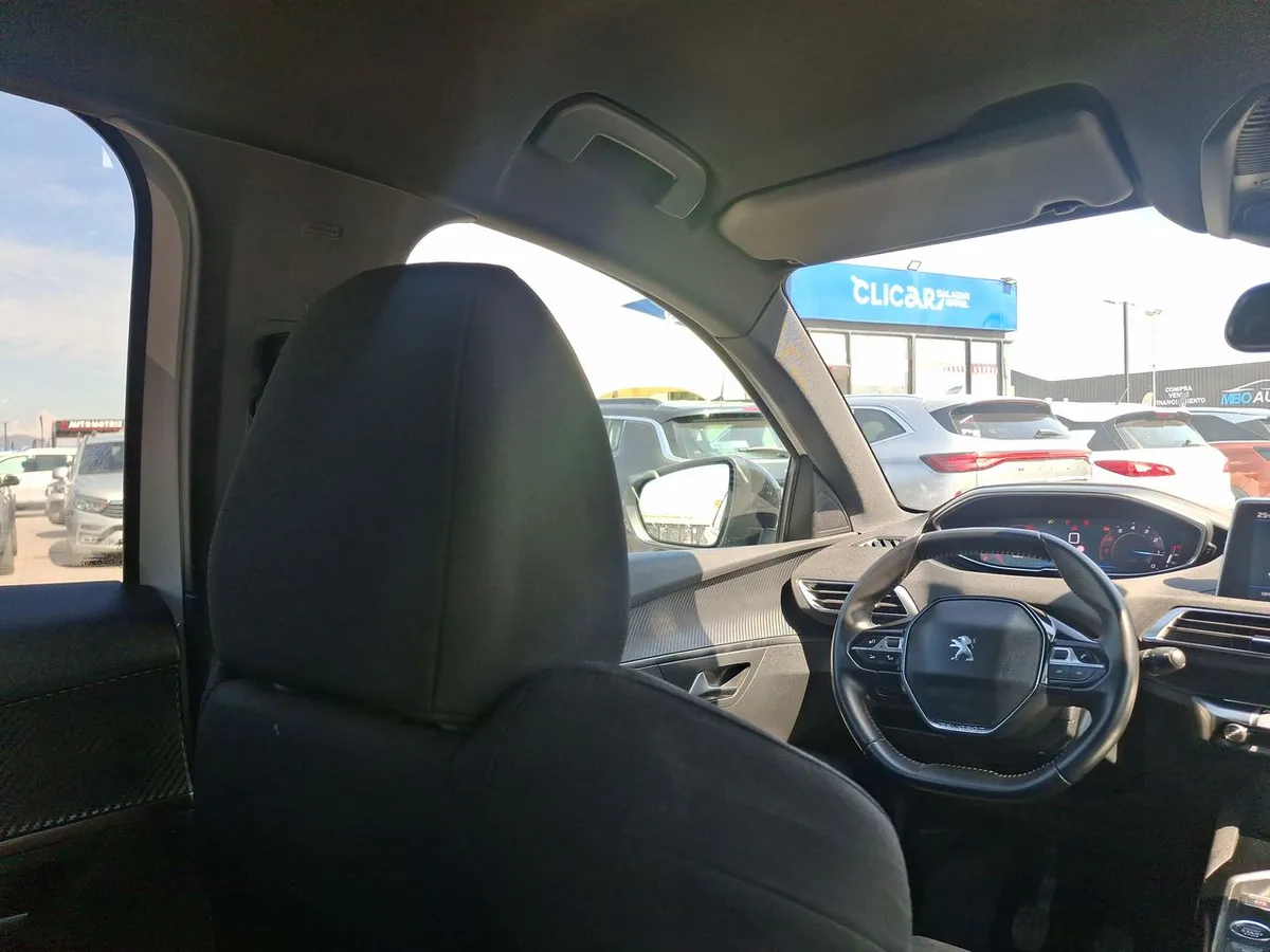 Peugeot 3008 1.2 Active Pack Puretech 130 4x2 Mt6 5p año 2024