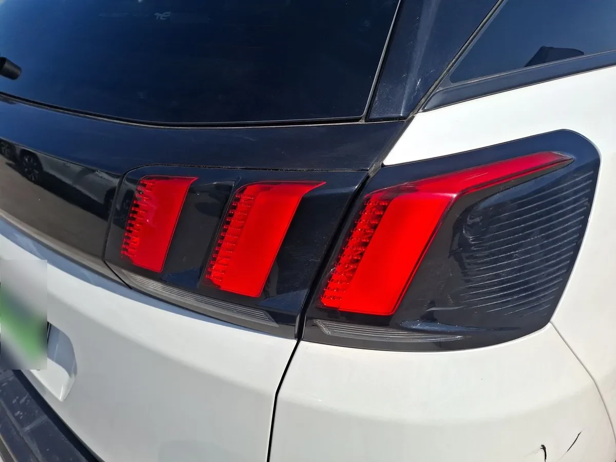 Peugeot 3008 1.2 Active Pack Puretech 130 4x2 Mt6 5p año 2024
