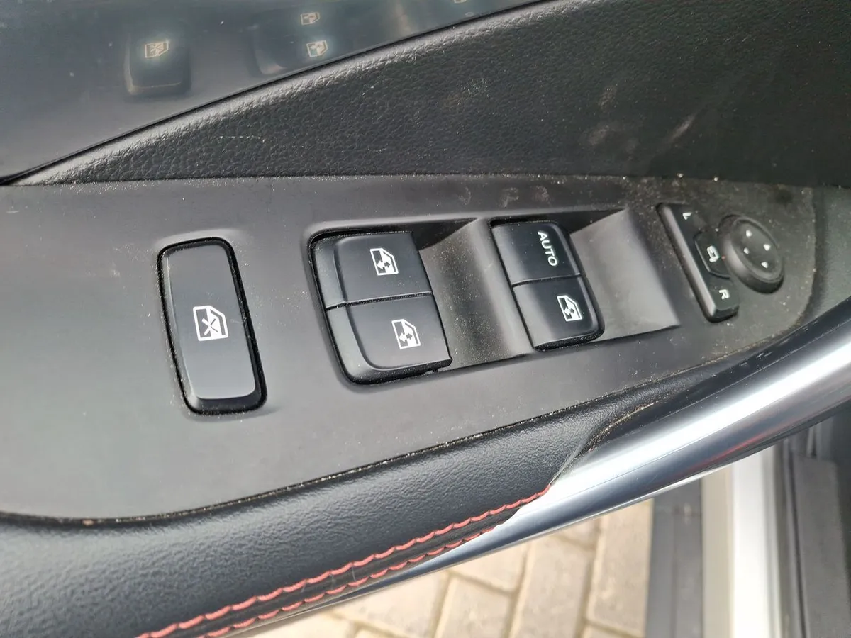 Chevrolet Groove 1.5 Premier S 4x2 Mt 5p año 2025