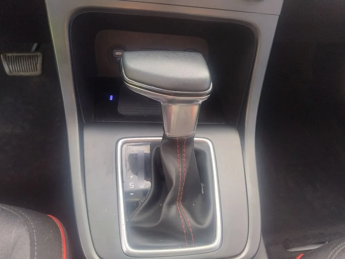 Hyundai Creta 1.5 Value Su2i 4x2 Cvt At 5p año 2023