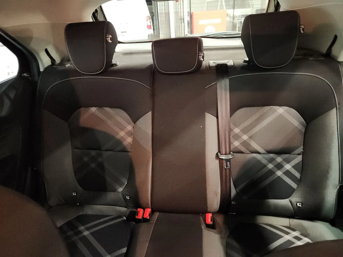 MG Mg 3 1.5 Comfort 4x2 Hb Mt 5p año 2024