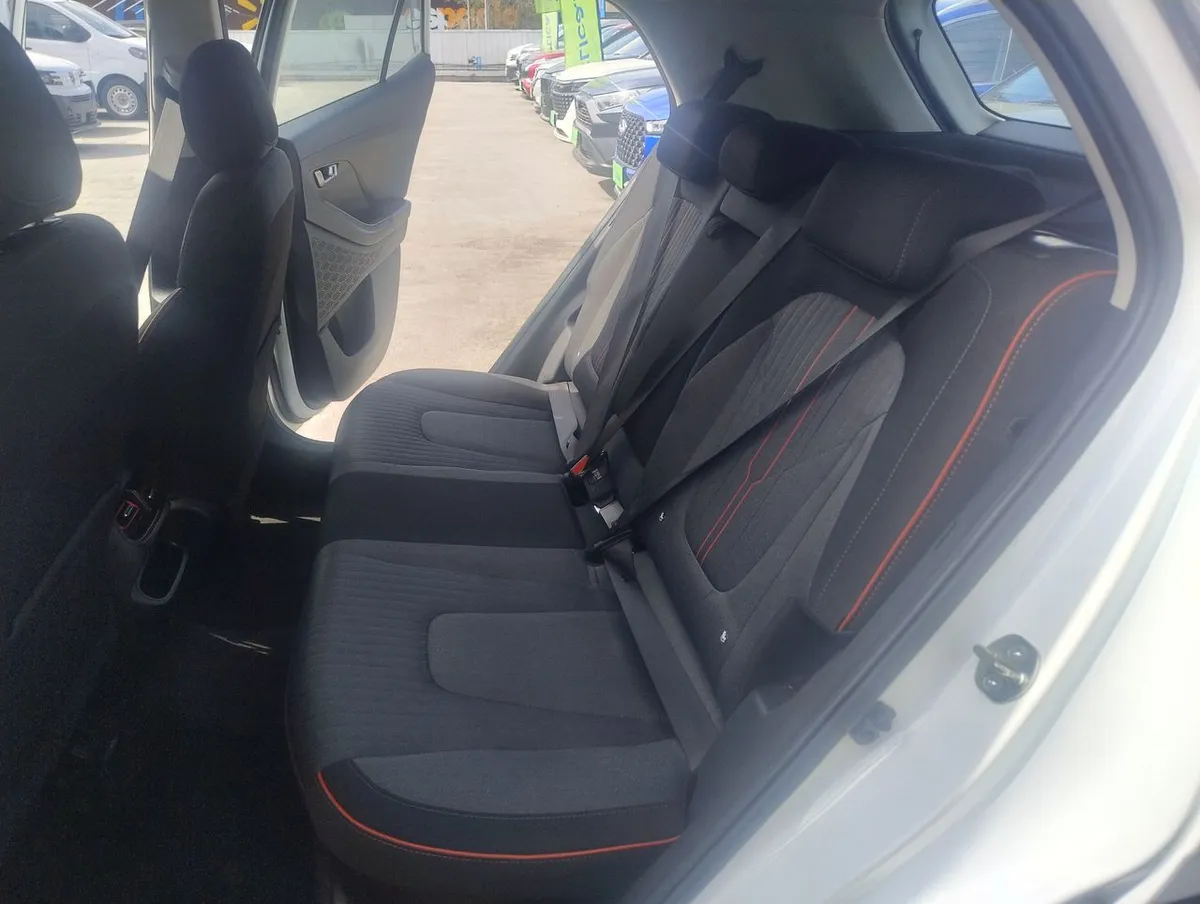 Hyundai Creta 1.5 Value Su2i 4x2 Cvt At 5p año 2023