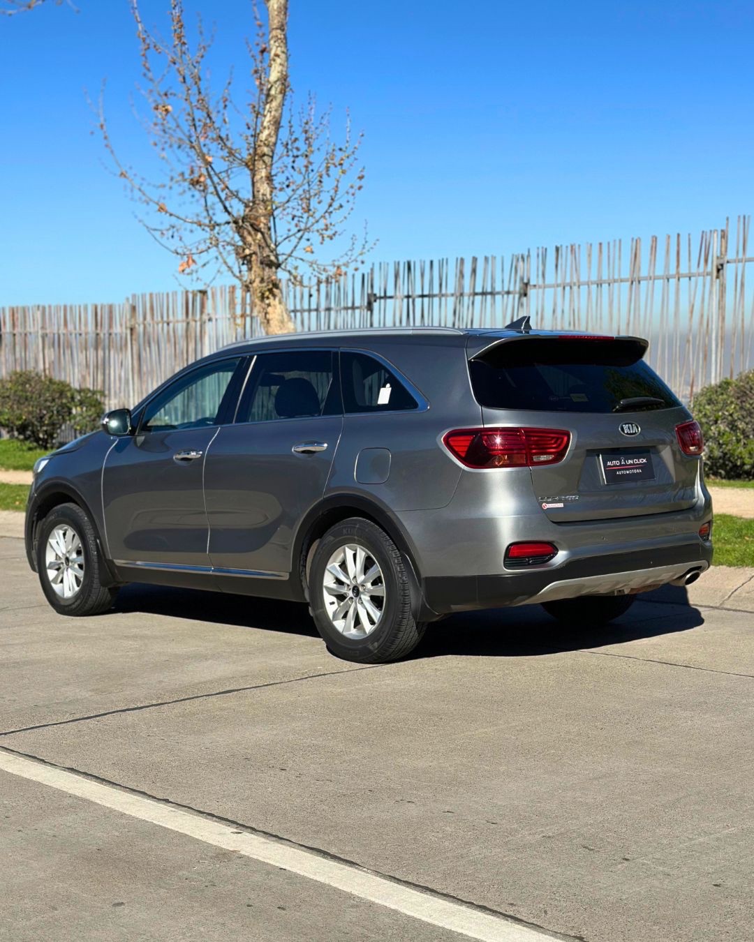 KIA MOTORS SORENTO Sorento Ex 2.4l Gsl 6mt 2wd año 2021