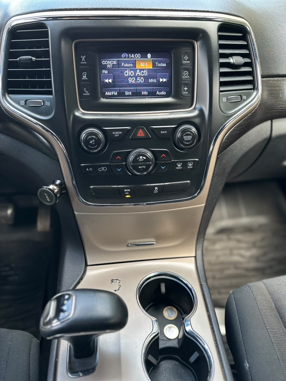 JEEP GRAND CHEROKEE 3.6 Limited Lx Tech At 4x4 año 2014