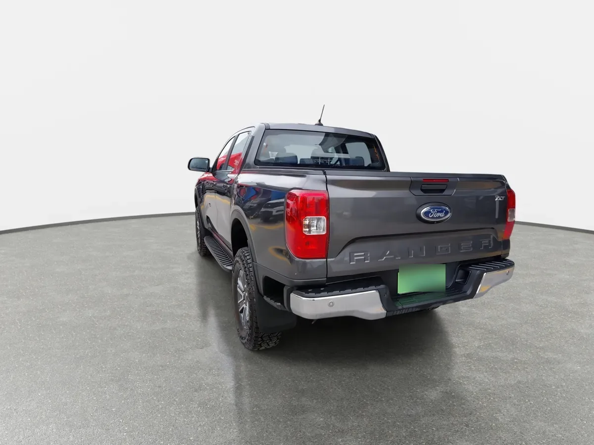 Ford Ranger 2.0 Xlt Diesel 4x2 Dob. Cab. At 4p año 2025