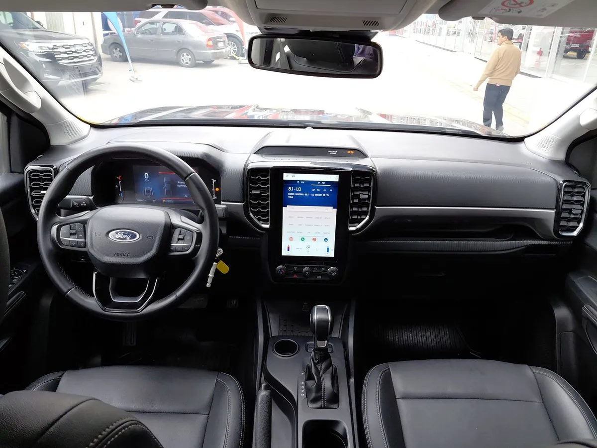Ford Ranger 2.0 Xlt Diesel 4x2 Dob. Cab. At 4p año 2025