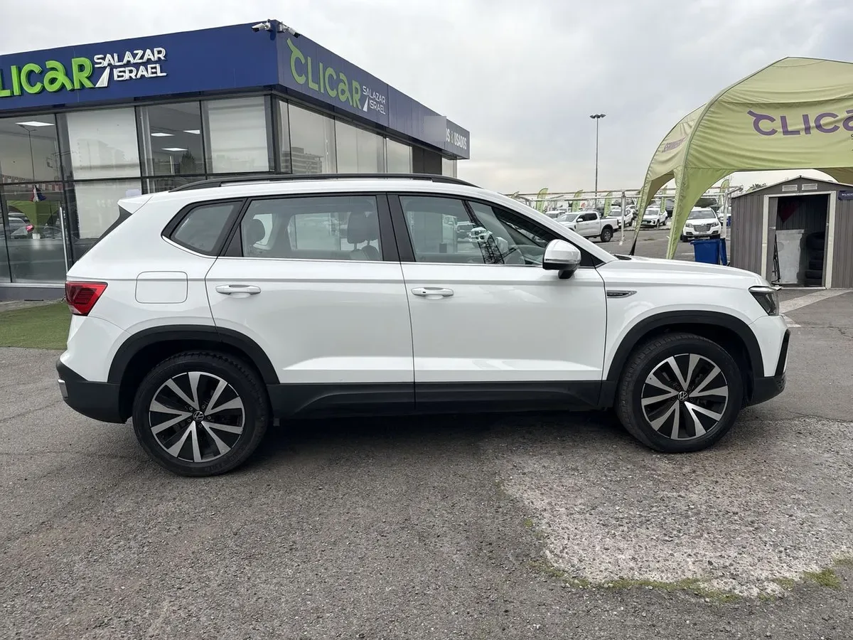 Volkswagen Taos 1.4 Tsi Comfortline 4x2 At 5p año 2025