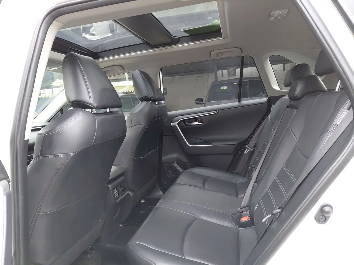 Toyota Rav 4 2.5 Limited Hybrid Hv 4x4 Cvt At 5p año 2022
