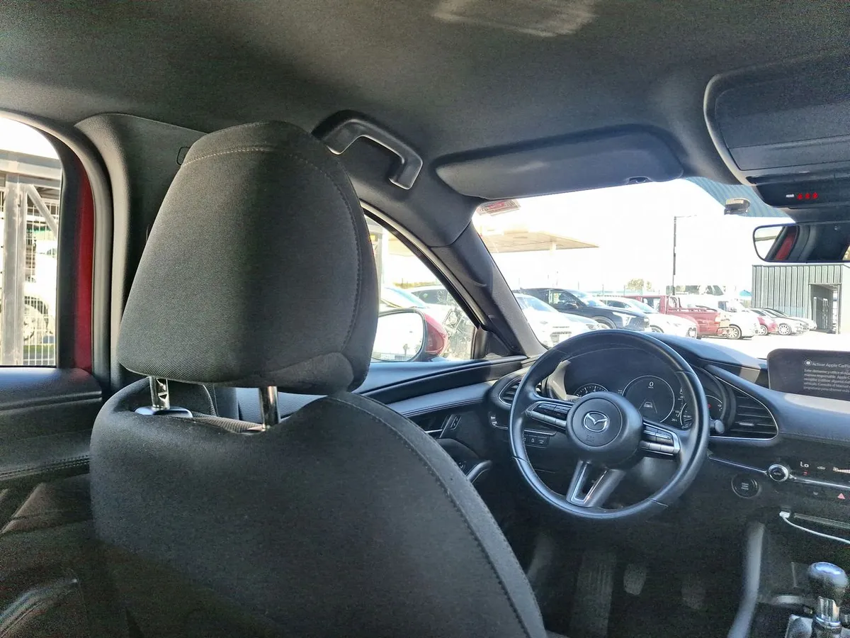 Mazda 3 2.0 V 4x2 Hb 6mt 5p año 2021