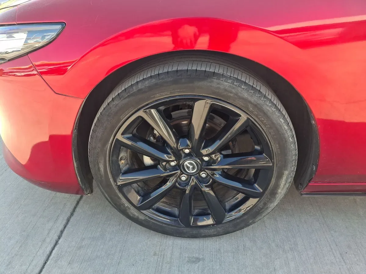 Mazda 3 2.0 V 4x2 Hb 6mt 5p año 2021