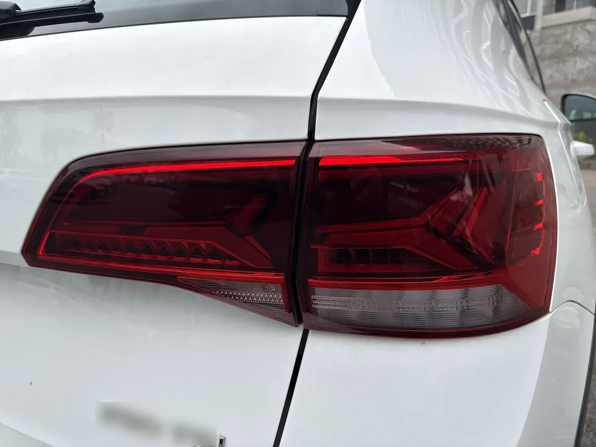 Volkswagen Taos 1.4 Tsi Comfortline 4x2 At 5p año 2025