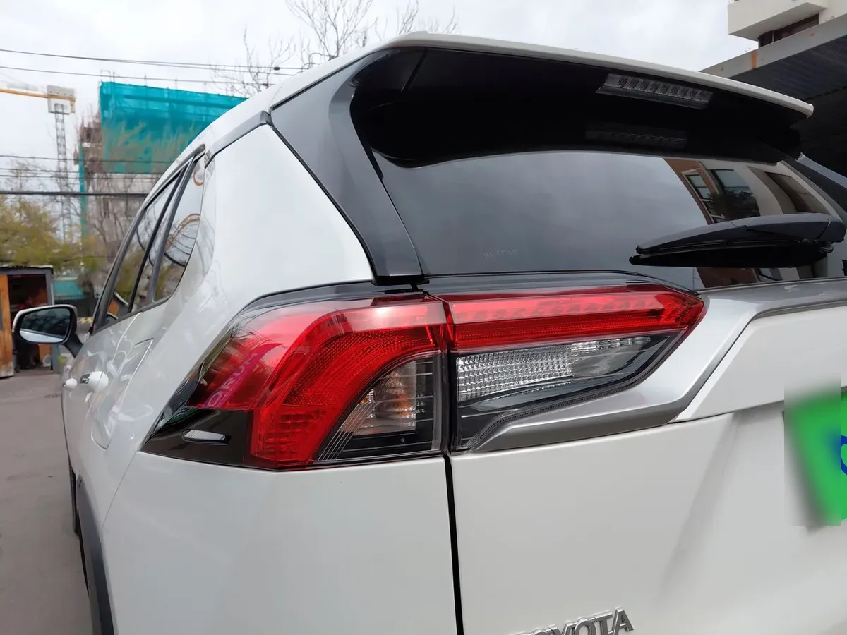 Toyota Rav 4 2.5 Limited Hybrid Hv 4x4 Cvt At 5p año 2022