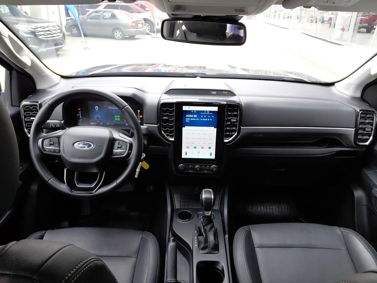 Ford Ranger 2.0 Xlt Diesel 4x2 Dob. Cab. At 4p año 2025