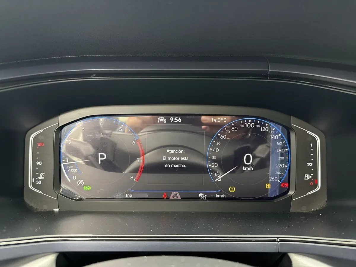 Volkswagen Taos 1.4 Tsi Comfortline 4x2 At 5p año 2025