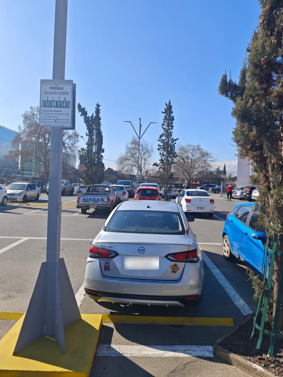NISSAN VERSA 1.6 Sense Mt año 2025