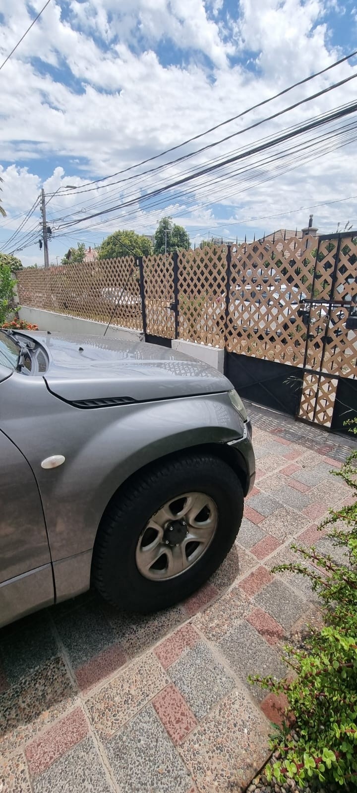 SUZUKI GRAND NOMADE 2.0 Mt Glx 4x4 año 2006