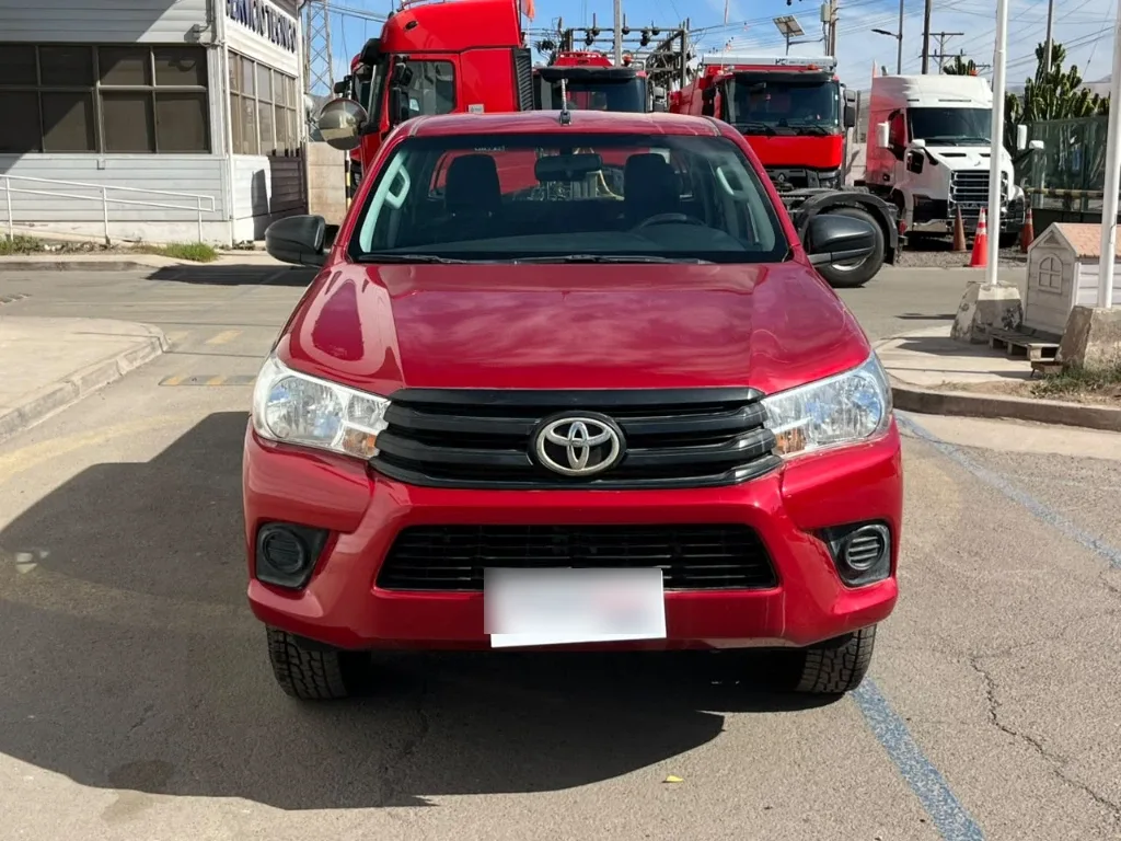Toyota Hilux Dc 4x4 2.4 D Dx Mt año 2024