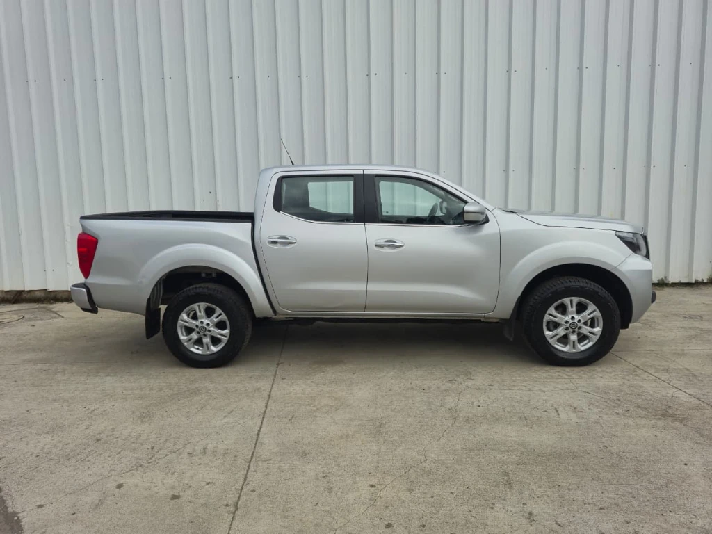Nissan Navara Xe Mt 4x2 2.3 año 2023