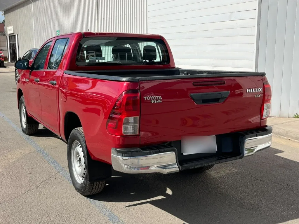 Toyota Hilux Dc 4x4 2.4 D Dx Mt año 2024