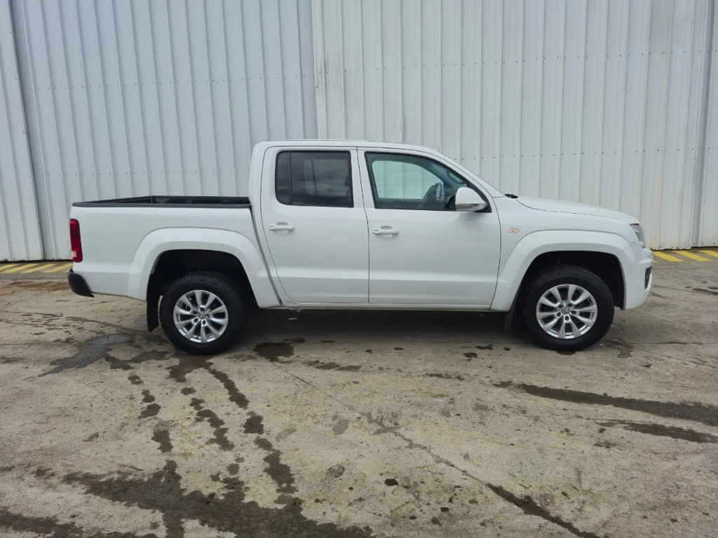 Volkswagen Amarok Confortline At 4x4 Tdi 2.0 año 2023