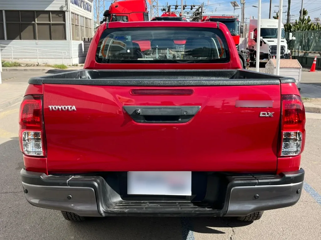 Toyota Hilux Dx Tss 4x4 Mt año 2023