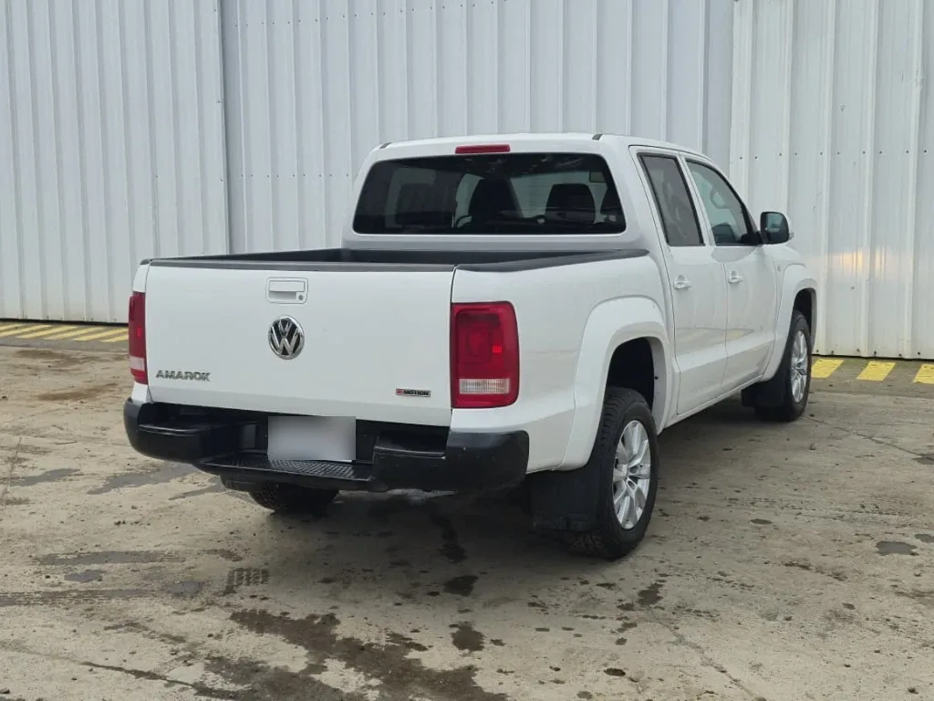 Volkswagen Amarok Confortline At 4x4 Tdi 2.0 año 2023