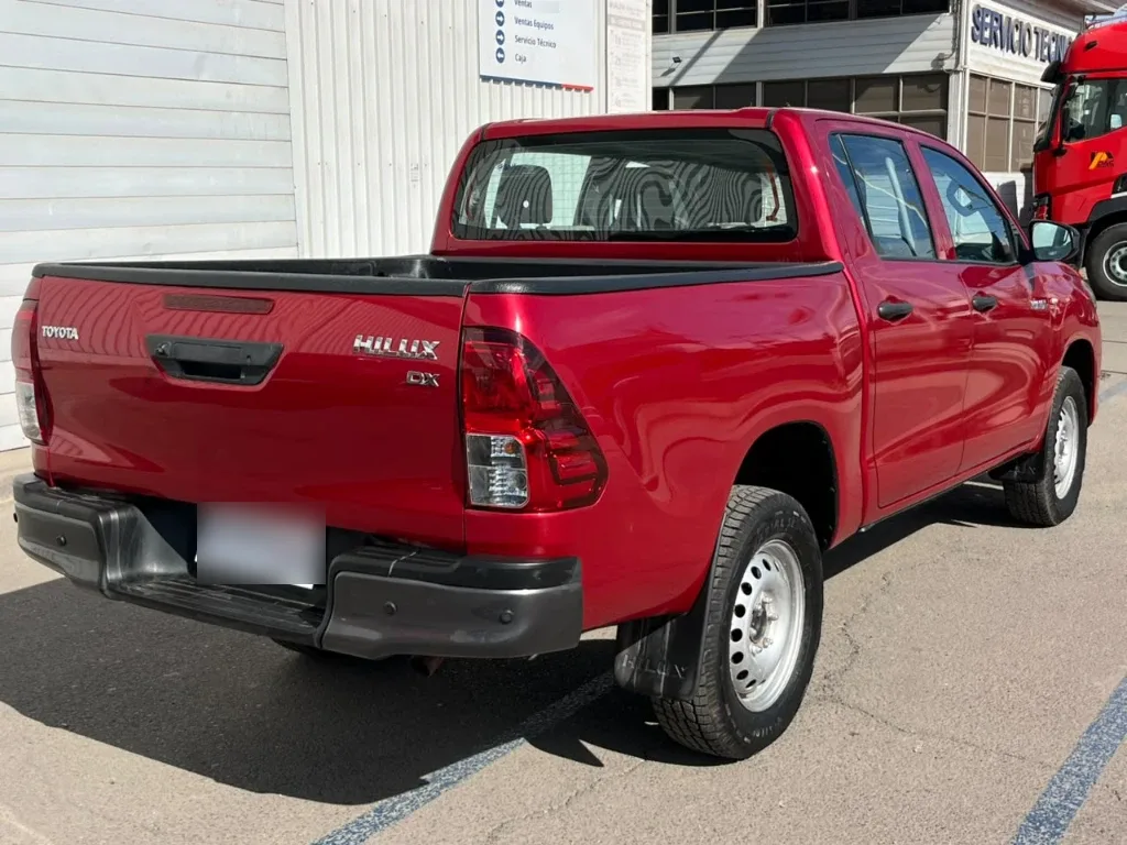 Toyota Hilux Dx Tss 4x4 Mt año 2023