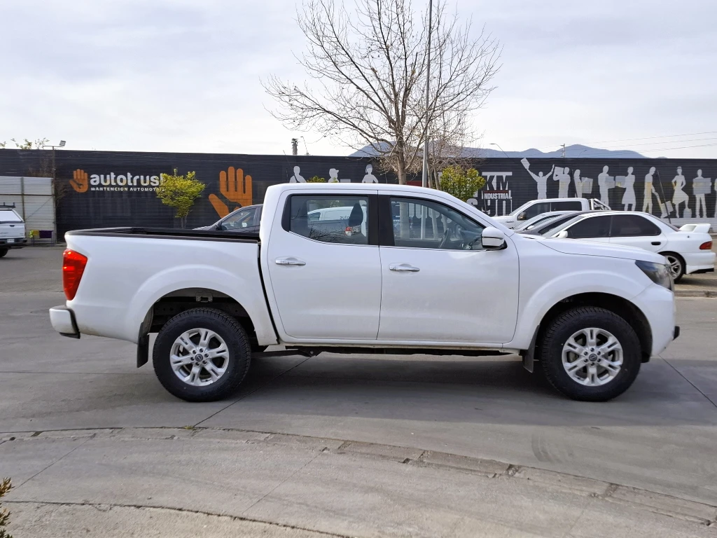 Nissan Navara Navara Dc 4x2 2.3tdi Xe año 2023