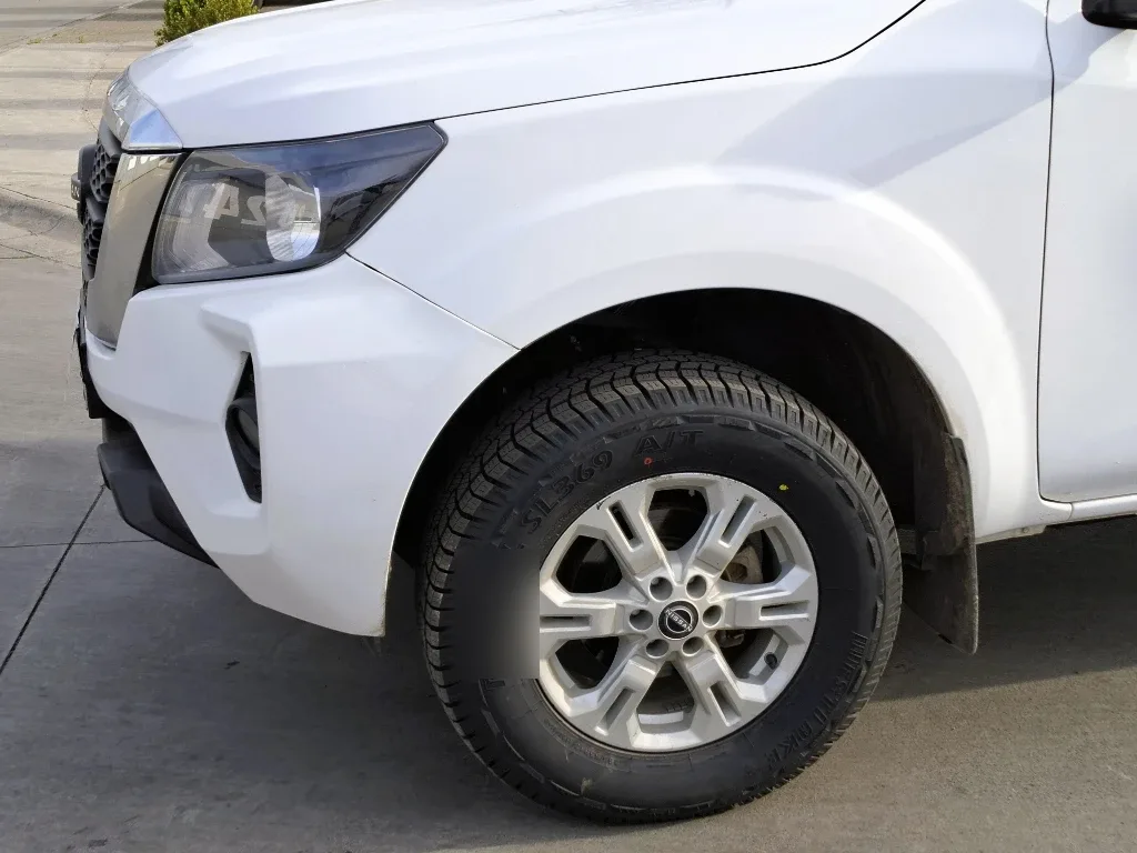 Nissan Navara Navara Dc 4x2 2.3tdi Xe año 2023