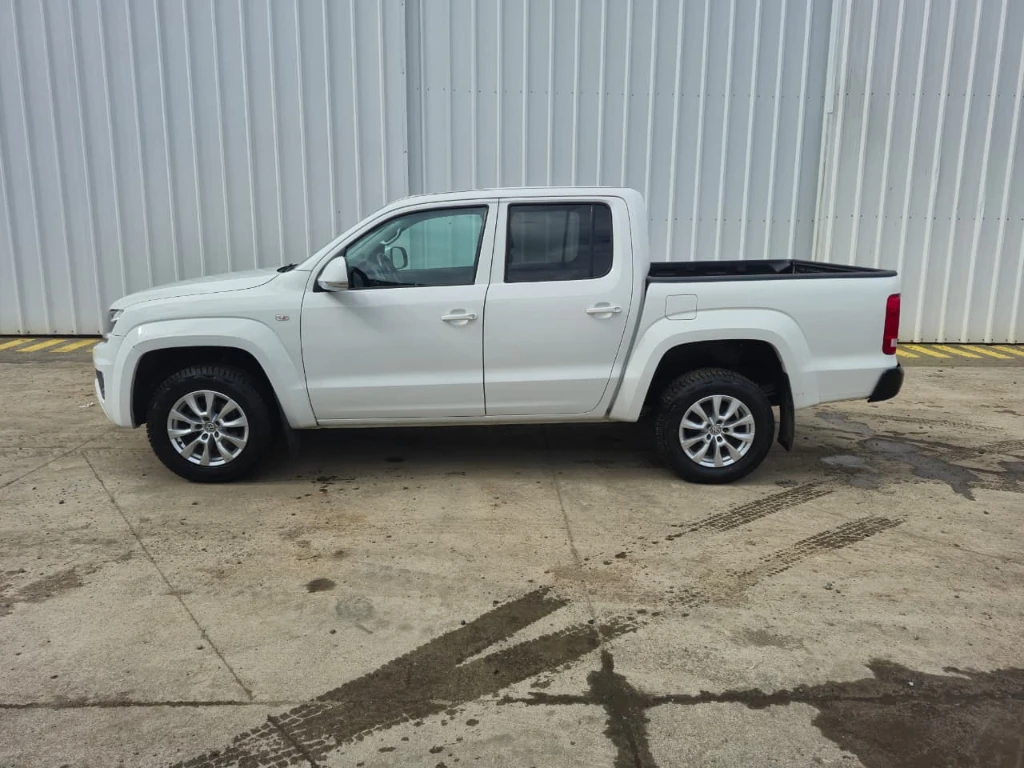 Volkswagen Amarok Confortline At 4x4 Tdi 2.0 año 2023