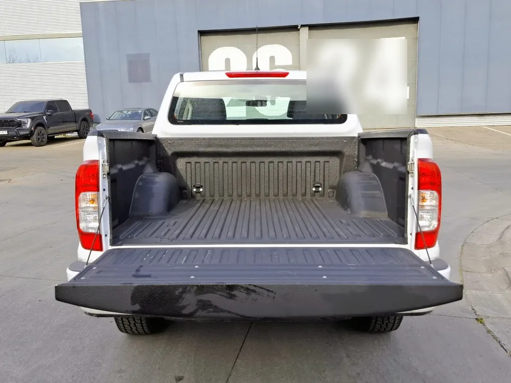 Nissan Navara Navara Dc 4x2 2.3tdi Xe año 2023