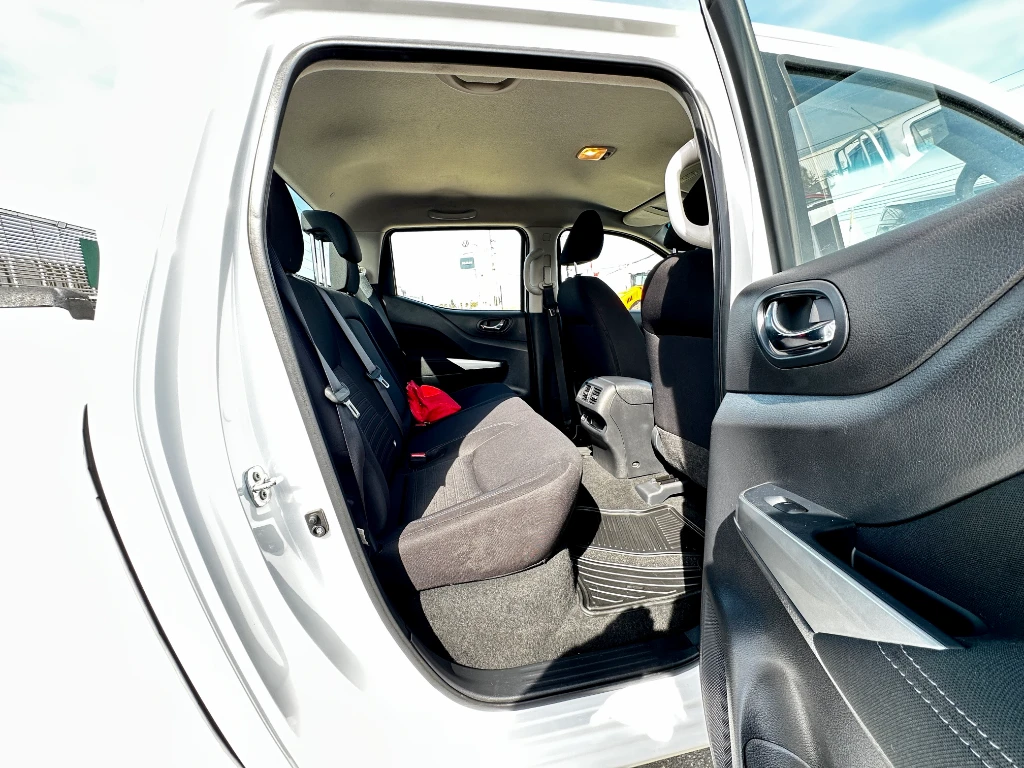 Nissan Navara Navara Dc 4x2 2.3tdi Xe año 2023