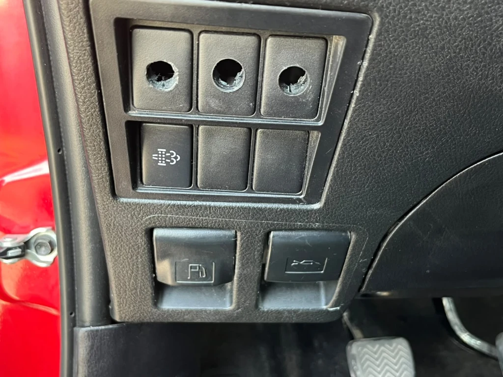 Toyota Hilux Dx Tss 4x4 Mt año 2023
