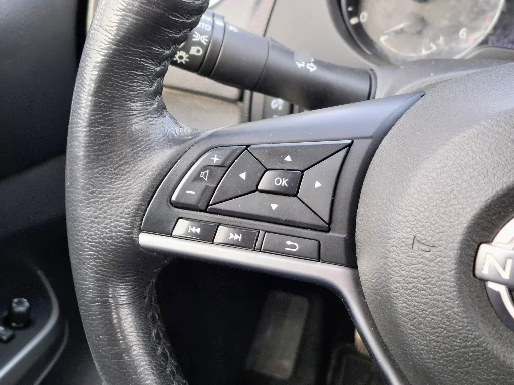 Nissan Navara Navara Dc 4x2 2.3tdi Xe año 2023