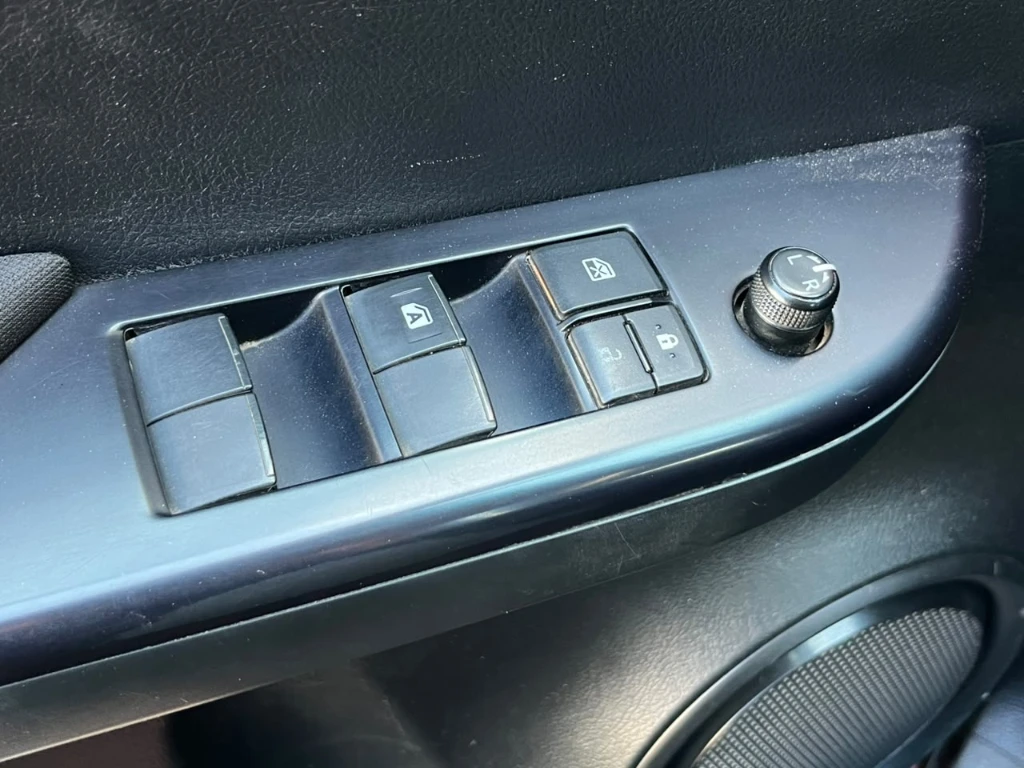 Toyota Hilux Dc 4x4 2.4 D Dx Mt año 2024
