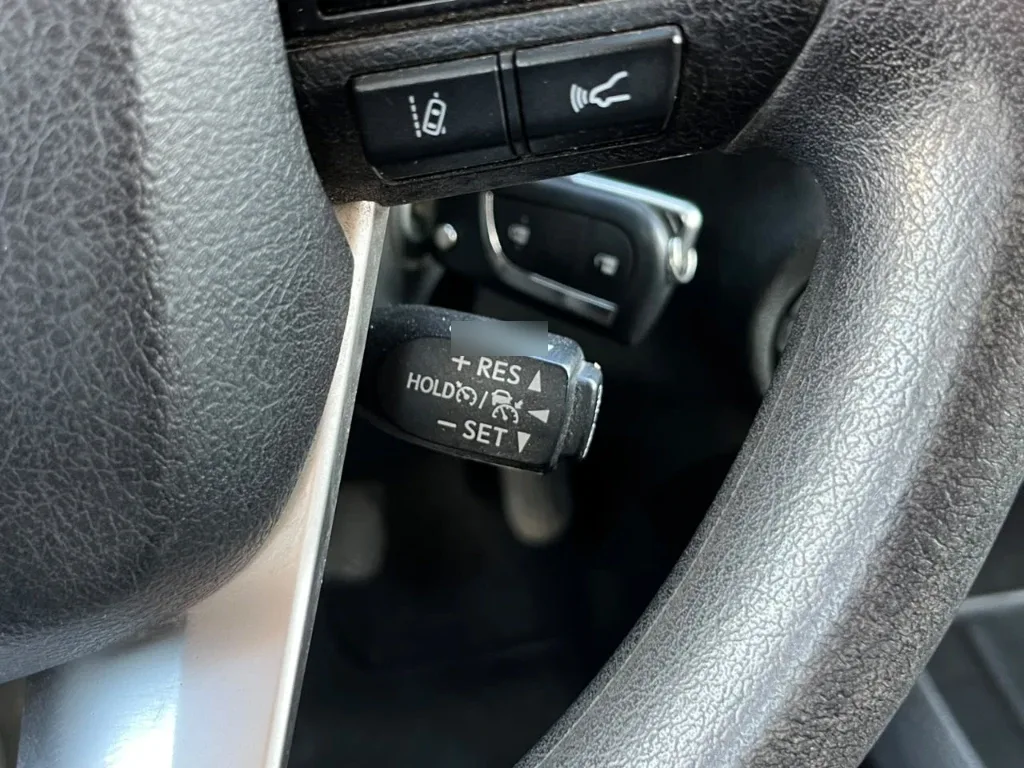 Toyota Hilux Dx Tss 4x4 Mt año 2023